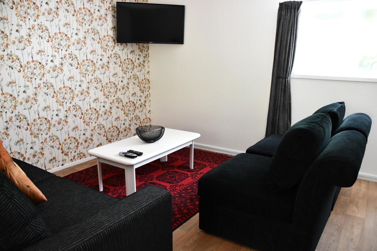 Large Studio With Private Patio, Sky Tv & Wifi Willa Mount Maunganui Zewnętrze zdjęcie