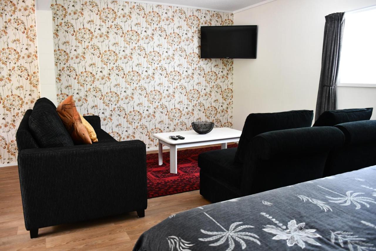 Large Studio With Private Patio, Sky Tv & Wifi Willa Mount Maunganui Zewnętrze zdjęcie